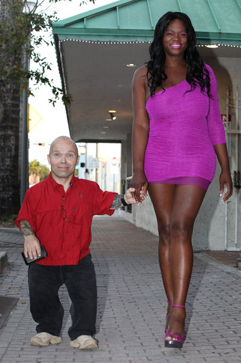 4ft 4in bodybuilder finds love with his 6ft 3in black transgender ...